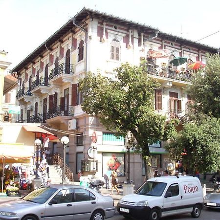 Green Market Apartment Opatija Ngoại thất bức ảnh
