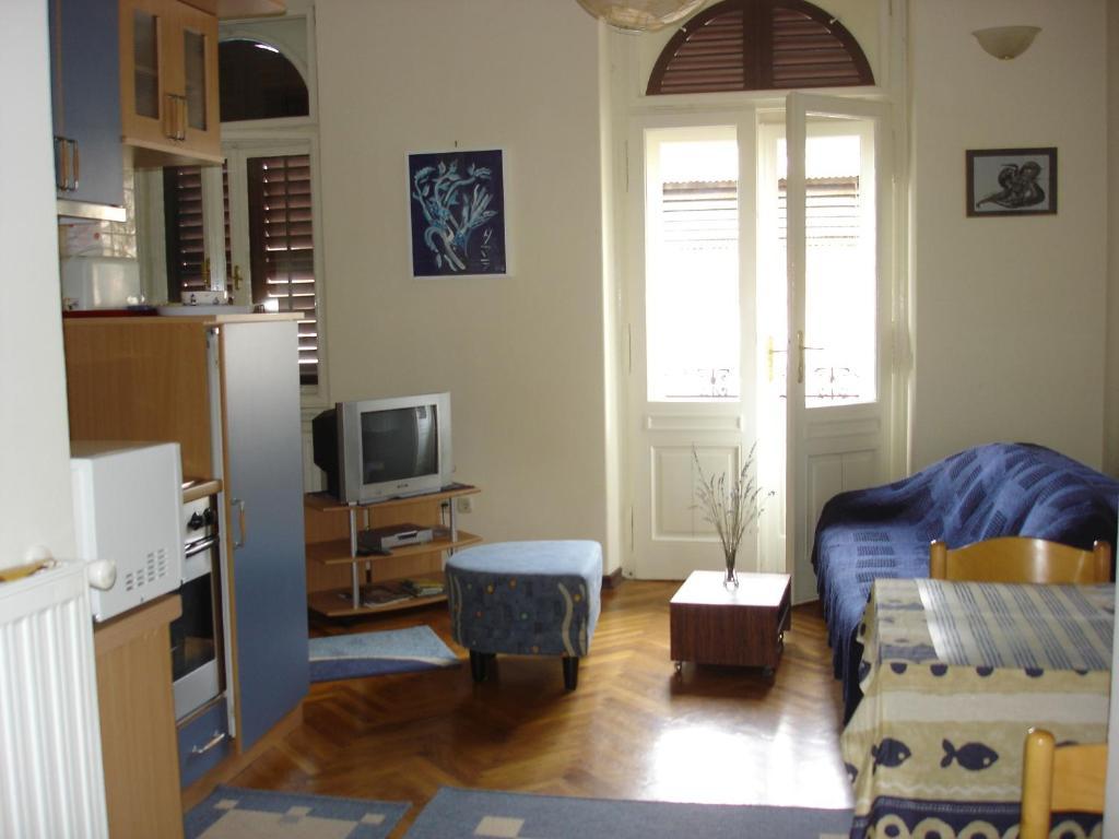 Green Market Apartment Opatija Phòng bức ảnh